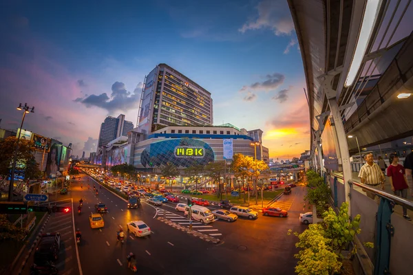 BANGKOK, THAILAND - NOVEMBER 19:  Fisheye view, MBK Center is a — Stock Photo, Image