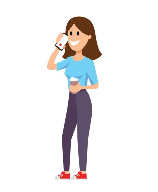 Genç kız telefonda konuşuyor ve elinde kahve tutuyor.