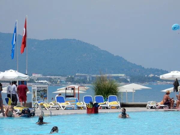 Beach resort near Kemer, Turkey — Zdjęcie stockowe