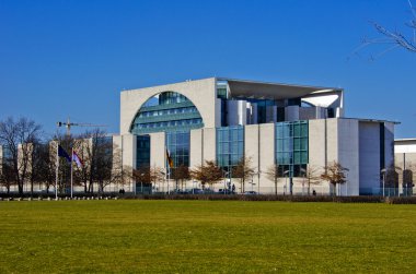 Ofis ve şehir merkezinde Binası