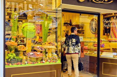 Vitrin tatlı Dükkanı