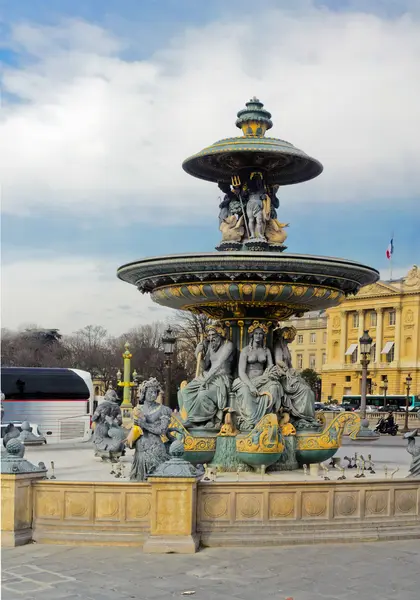 Paysage urbain, la variété de l'architecture — Photo