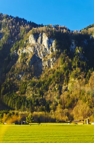 Die Berge und Täler — Stockfoto