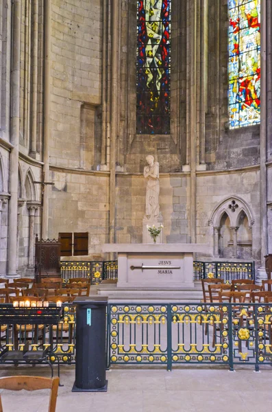 O interior da igreja — Fotografia de Stock