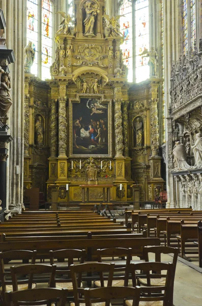 O interior da igreja — Fotografia de Stock