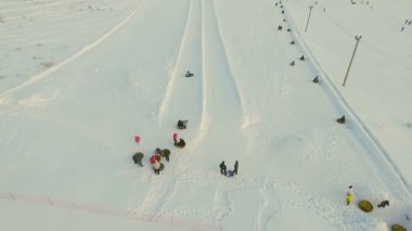 Uçuş tne kar boru parça yukarıda.