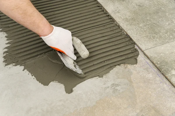 Seramik Karo döşeme.