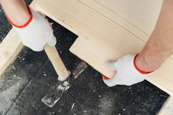 Installatie van de houten vloer. — Stockfoto