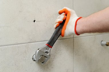 İşçi sökün somun.