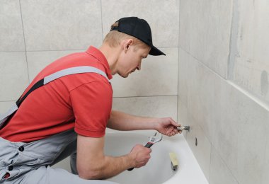 Banyo musluk yükleme.
