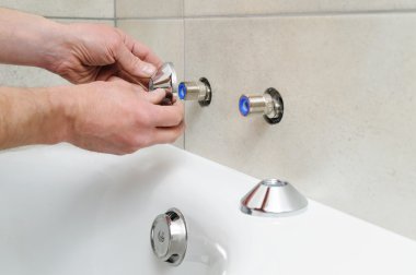 Banyo musluk yükleme.