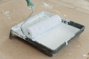 Tavan ve duvar boyama.