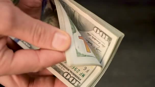 Les Mains Comptent Argent Cent Dollars Américains — Video