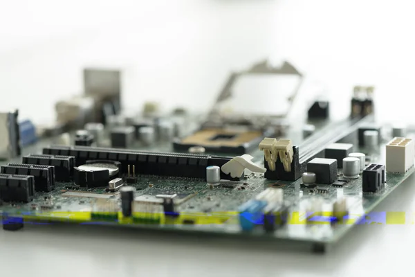 Motherboard Ohne Cpu Auf Weißem Hintergrund — Stockfoto