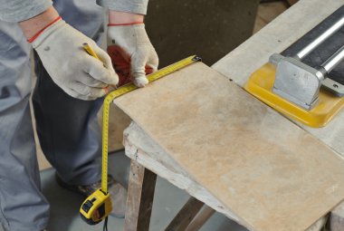 Seramik Fayans kesme.