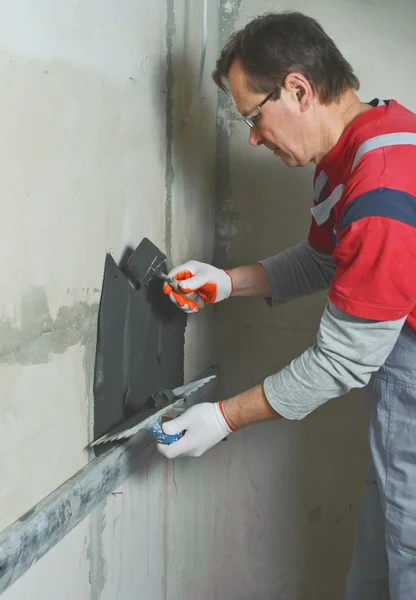 Laying Ceramic Tiles. — Stock Photo, Image