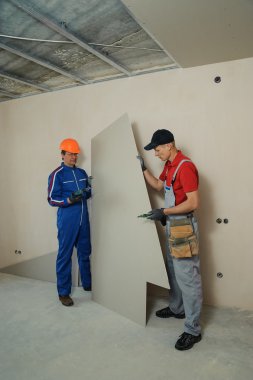 Alçıpan yükleyiciler