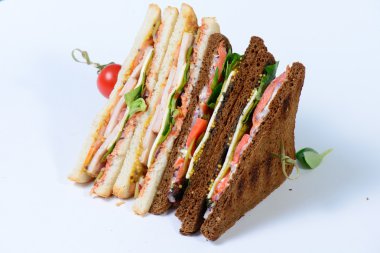 jambon ve Yeşiller ile taze lezzetli sandviç