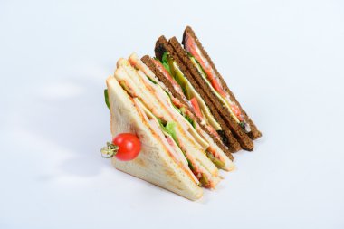 jambon ve Yeşiller ile taze lezzetli sandviç