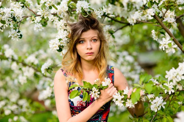 As caretas de menina e expressões de cara — Fotografia de Stock