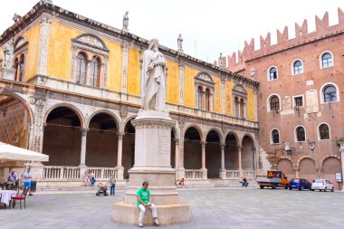  monument to Dante in Verona clipart