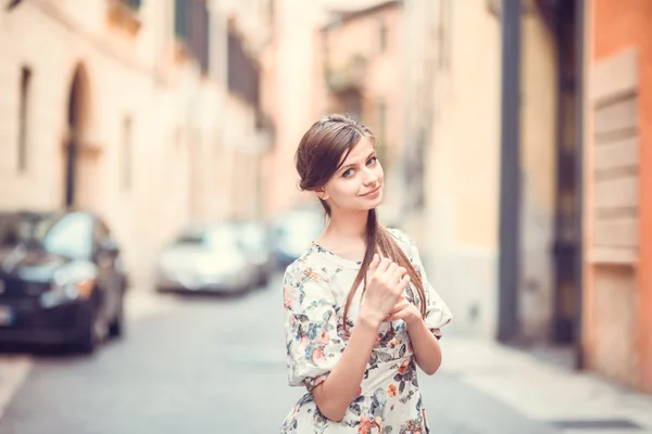 Retrato de uma menina bonita — Fotografia de Stock