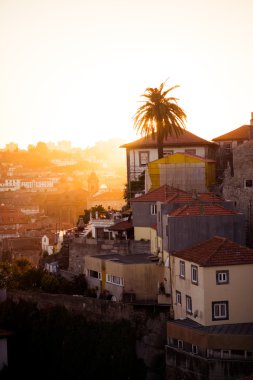 Nehir Duoro gün batımı Porto, Portekiz, limanda