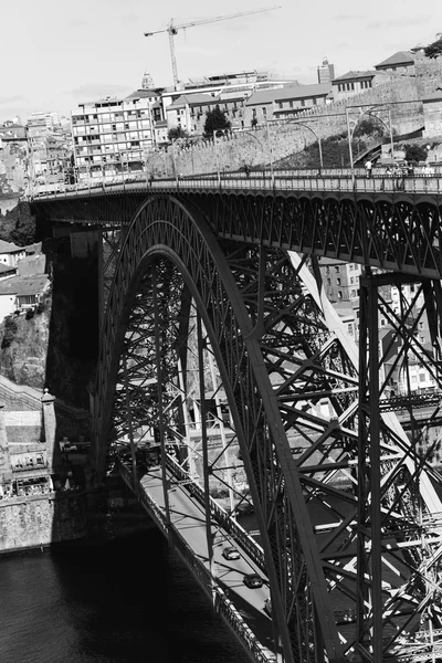 Porto, Portugal, com a ponte de Dom Luiz — Fotografia de Stock