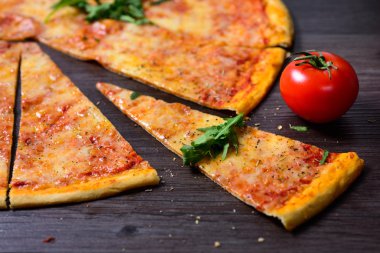 lezzetli İtalyan pizza Margarita