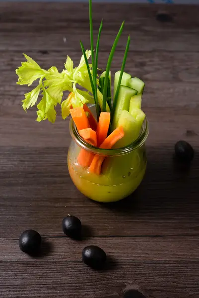 Sliced vegetables and R glass — Stock Photo, Image