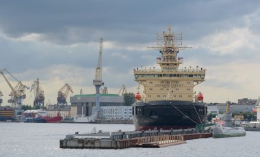 Buzkıran Moskova, St. Petersburg