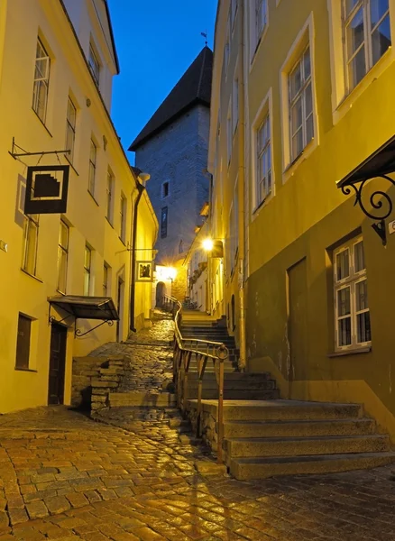 Evening view of the street in Tallinn — Stock Photo, Image