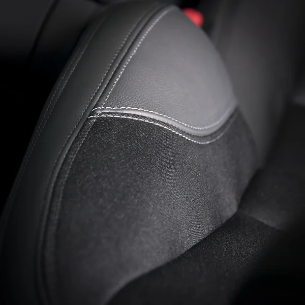 革と繊維の車の座席 — ストック写真