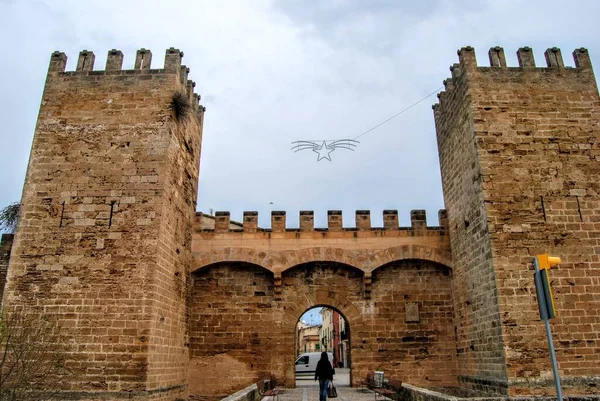 Polentia 'nın Roma Duvarları, Aslında Alcudia, Alcudia, Palma de Mallorca, Balear Adası, İspanya