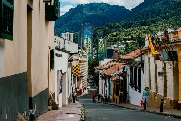 Улица Колониальном Районе Канделария Богота Солнечное Утро Сентября 2021 Года — стоковое фото