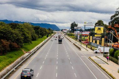 Kuzey otoyolu, Bogota 'nın dışında Chia Cundinamraca belediyesinde.