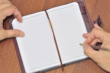 defter ve kalem.