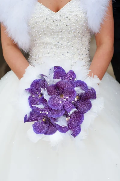 Wedding bouquet of purple orchids — Stock Photo, Image