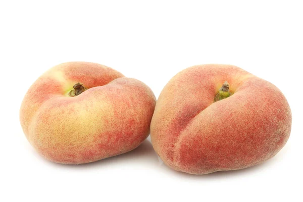 Verse kleurrijke flat perziken (donut perziken) — Stockfoto