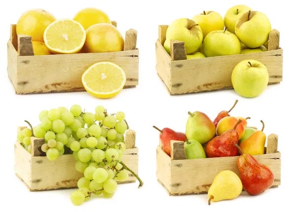 Fresh Grapefruits Golden Delicious Apples Whit Seedless Grapes Mixed Pears — Stock Photo, Image