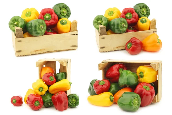 Kleurrijke Mix Van Paprika Capsicum Een Houten Doos Een Witte — Stockfoto