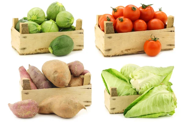 Čerstvé Vaření Zeleniny Dřevěné Bedně Bílém Pozadí — Stock fotografie