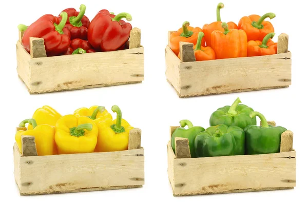 Frisches Gemüse Einer Holzkiste Auf Weißem Hintergrund — Stockfoto