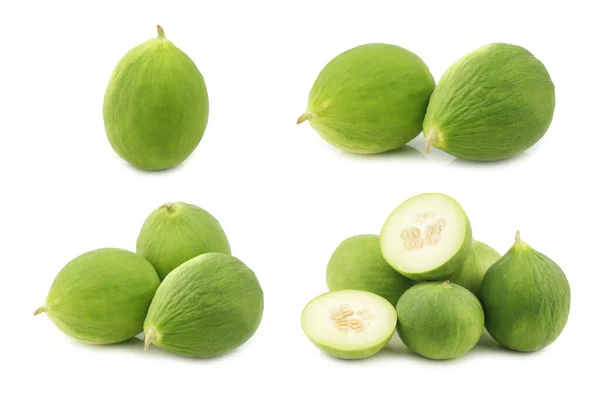 Färsk Gurka Blanda Mellan Gurka Och Melon Vit Bakgrund — Stockfoto