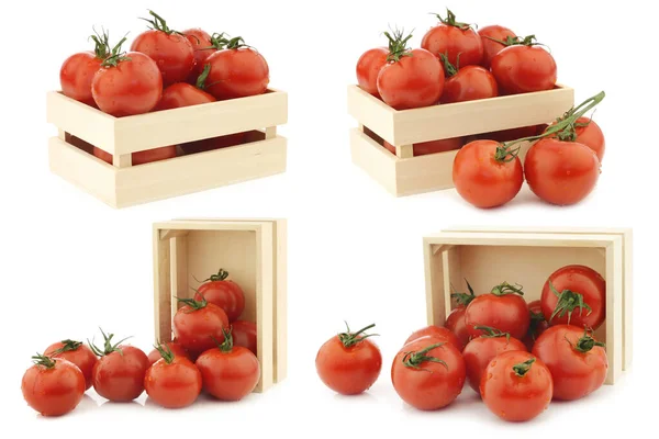 Frische Tomaten Einer Holzkiste Auf Weißem Hintergrund — Stockfoto