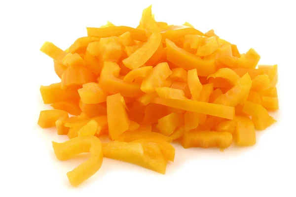 Pedaços frescos de pimentão doce amarelo (capsicum ) — Fotografia de Stock