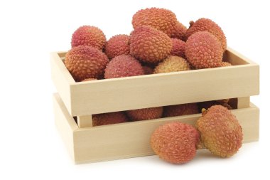 mezarda taze lychees