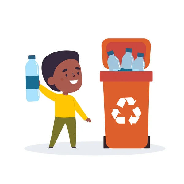 Garçon mignon tri des ordures et des déchets pour le recyclage — Image vectorielle