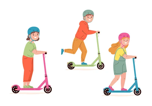 Děti v helmách jezdit na elektrických vycházkových skútrech. — Stockový vektor