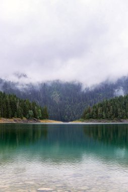Karadağ. Dağlarda bir yolculuk.